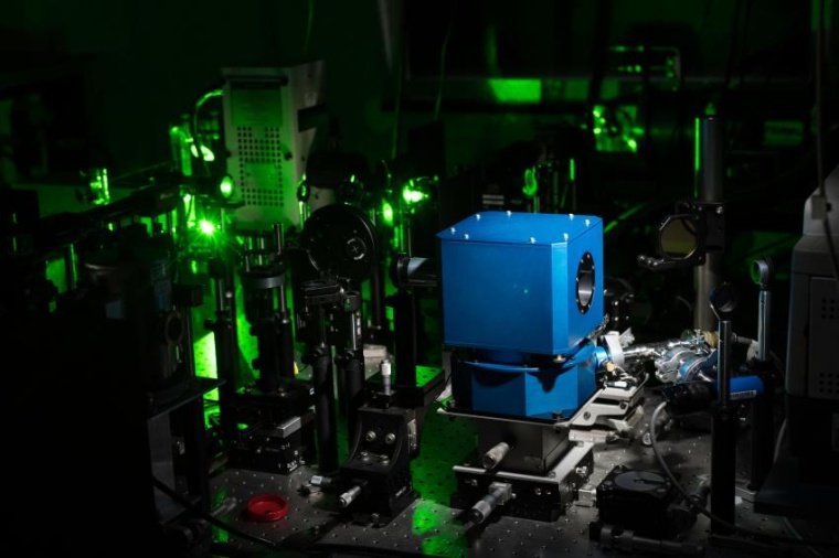 Photo: Heiße Supraleiter und exotische Materialien