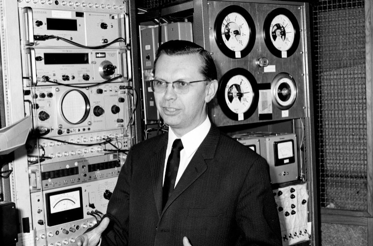 Herwig Schopper als neu ernannter CERN-Abteilungsleiter Kernphysik 1970