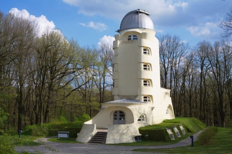 Erwin Freundlich war erster Direktor des Sonnenobservatoriums Einsteinturm in...
