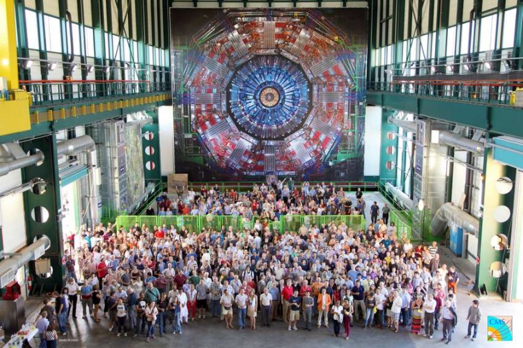 Bild: Sehr viele Forscher zählen zur CMS-Kollaboration am CERN. Doch kleinere...