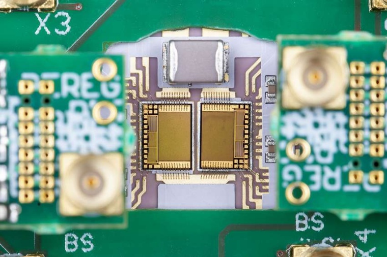 Abb.: GaN-Power-ICs mit integrierten Transistoren, Gate-Treibern, Dioden sowie...