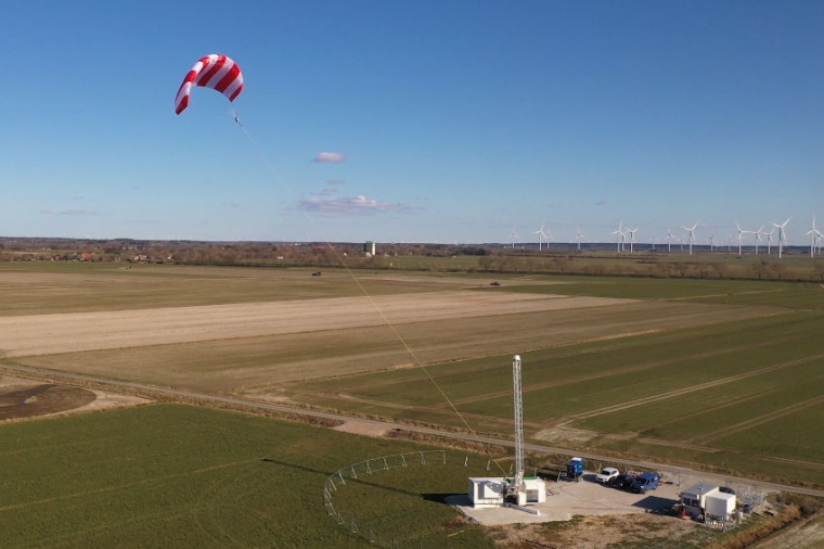 Abb.: Probelauf der Flugwind­kraftanlage mit Drachen in Schleswig-Holstein....