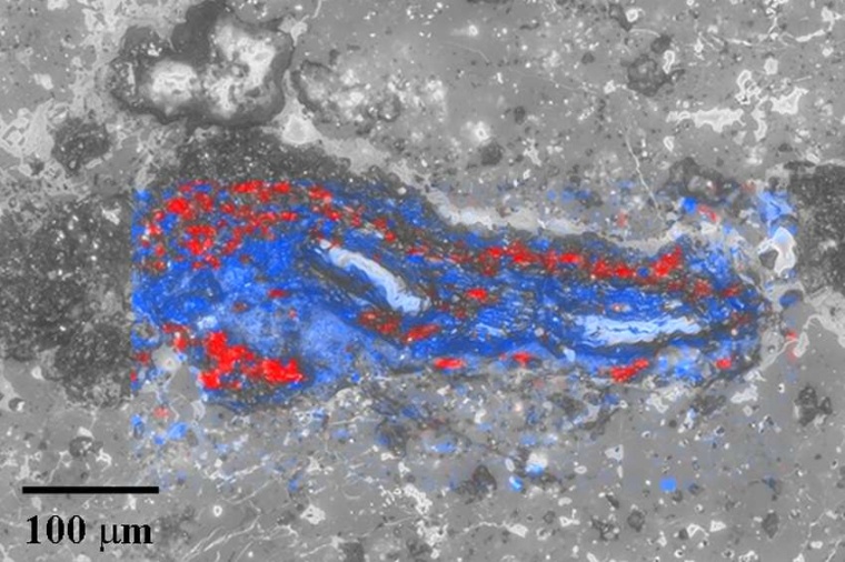 Abb.: Fehlfarben­bild einer Gesteins­probe vom Ureilit-Klein­planeten,...