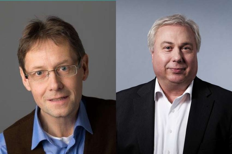Abb.: Manfred Lindinger (links) und Norbert Lossau (rechts) erhalten in diesem...