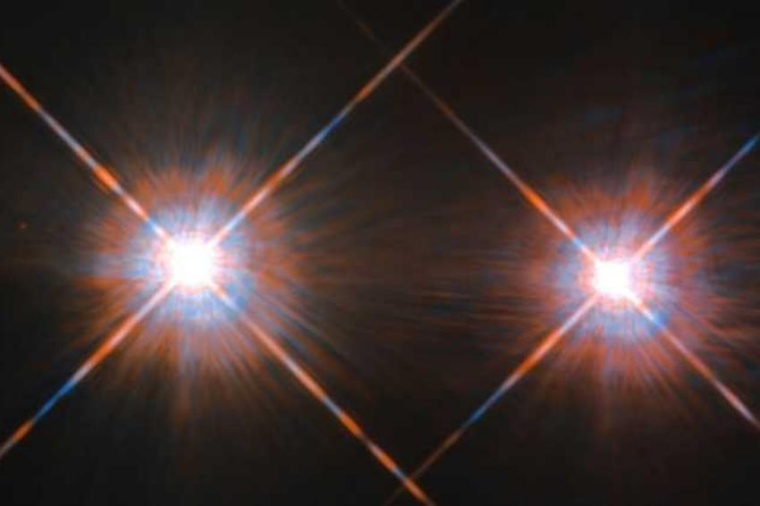 Abb.: Alpha Centauri A (links) und Alpha Centauri B. Das Sternen­paar befindet...
