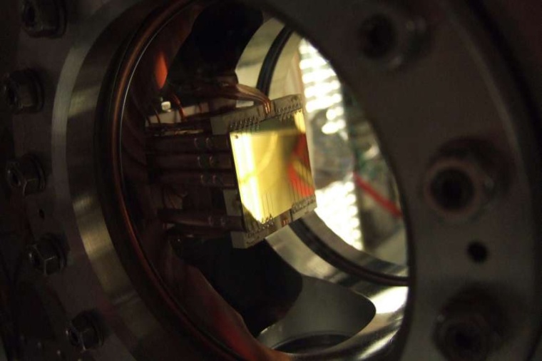 Abb.: Der Atomchip an der TU Wien. (Bild: TU Wien)