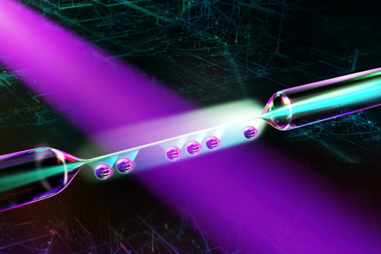 Abb.: Im Nano-Repeater durchläuft Licht eine ultradünne Glasfaser und ragt...