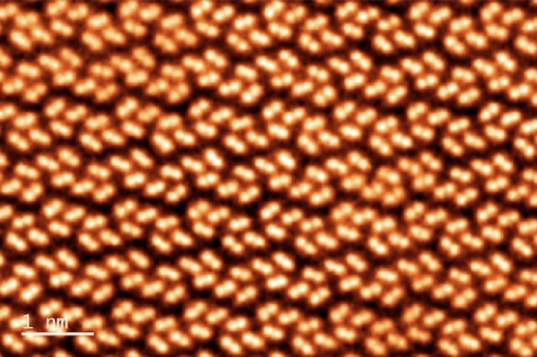 Abb.: STEM-ADF-Querschnittsabbildung von Siliziumdiphosphid (Bild: X. Zhao...