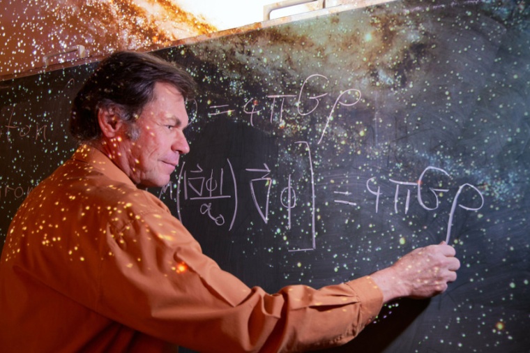 Abb.: Pavel Kroupa will am Helmholtz-Institut für Strahlen- und Kernphysik der...